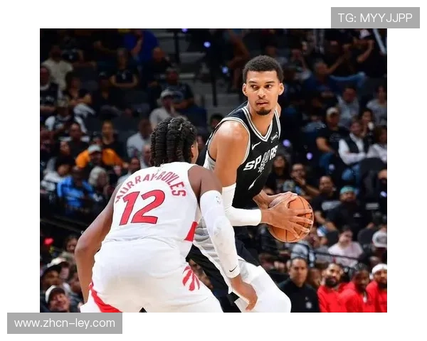 马刺雷霆历史交锋占优，文班亚马禁区成决胜关键