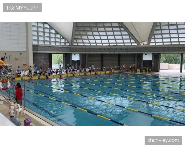 香港短池分龄游泳锦标赛孙茂堃打破5项分龄纪录